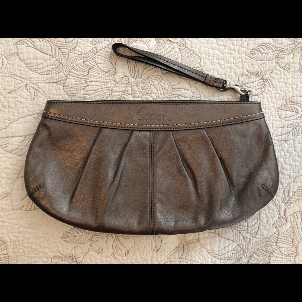 Coach wristlet clutch
